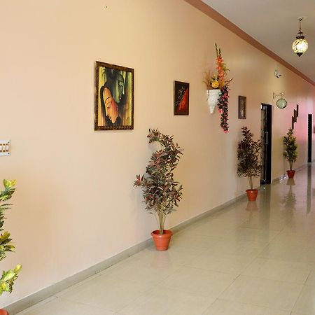 Oyo 6012 Hotel Rockwell Dźajpur Zewnętrze zdjęcie