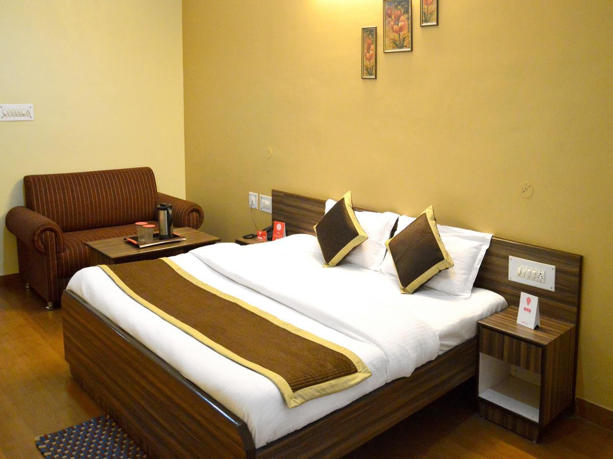 Oyo 6012 Hotel Rockwell Dźajpur Zewnętrze zdjęcie
