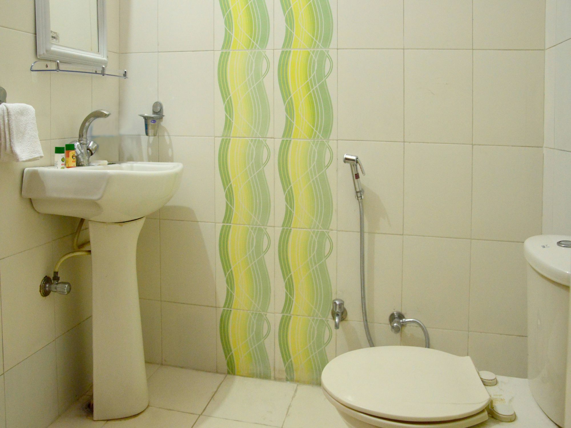 Oyo 6012 Hotel Rockwell Dźajpur Zewnętrze zdjęcie